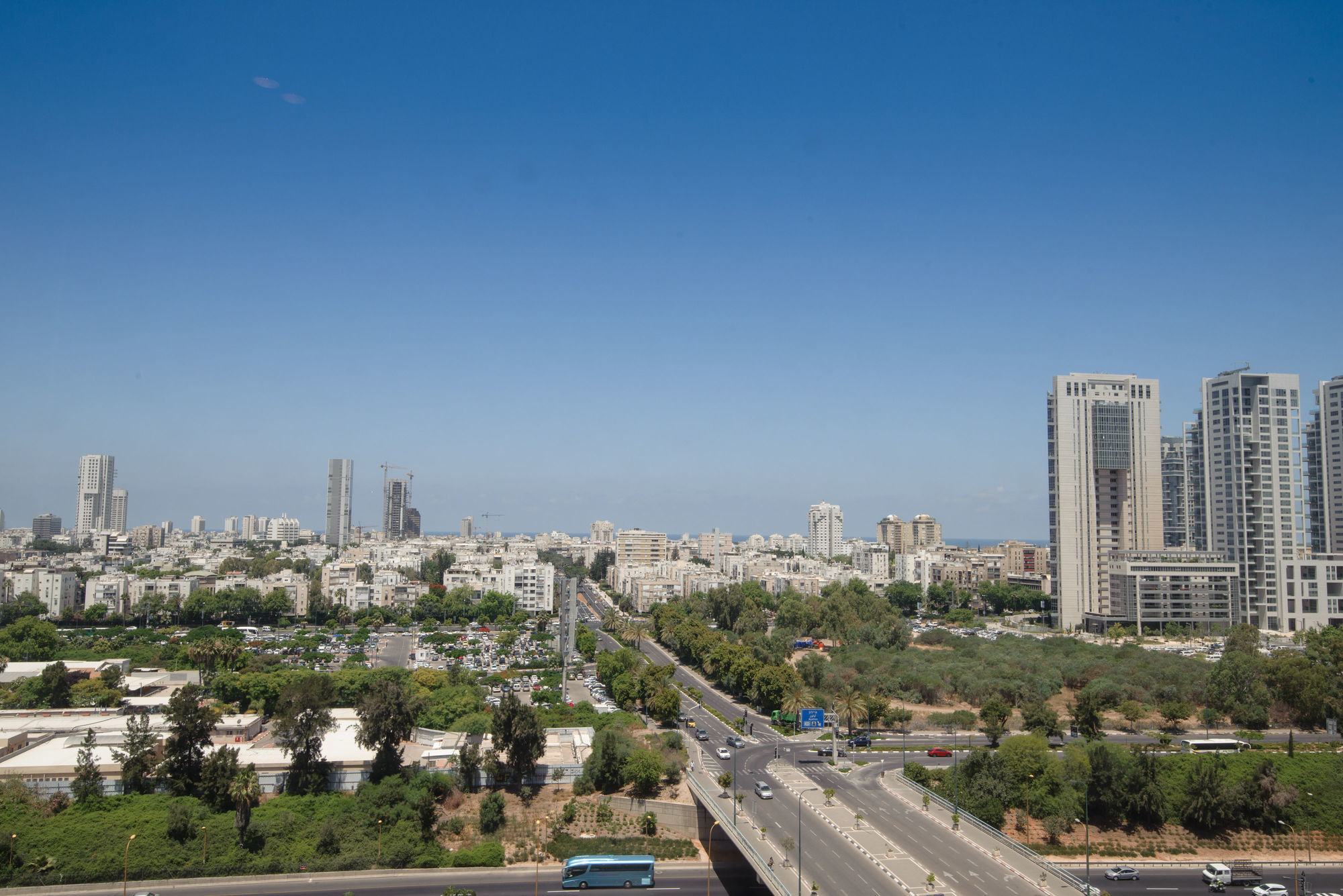 Leonardo City Tower Hotel Тель-Авив Экстерьер фото